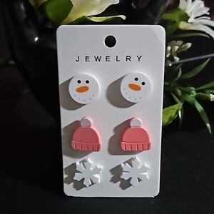 3 Pairs 🎁 of Holiday Earrings! Snowman, Hat & Snowflake NWT